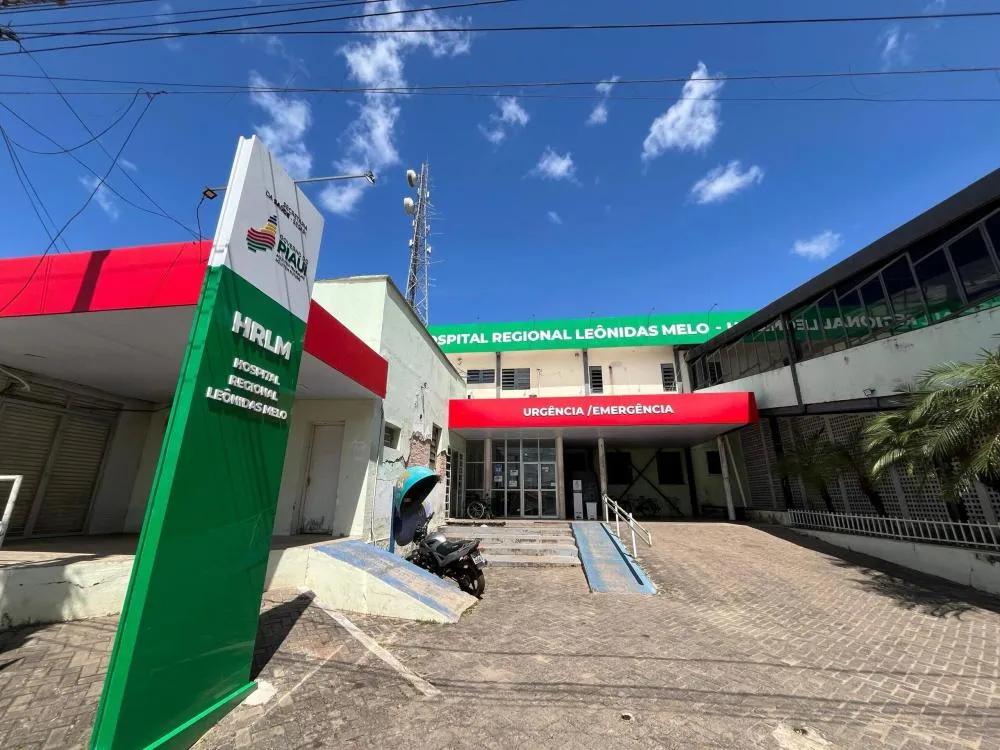 Hospital Estadual Leônidas Melo, na cidade de Barras-PI.
