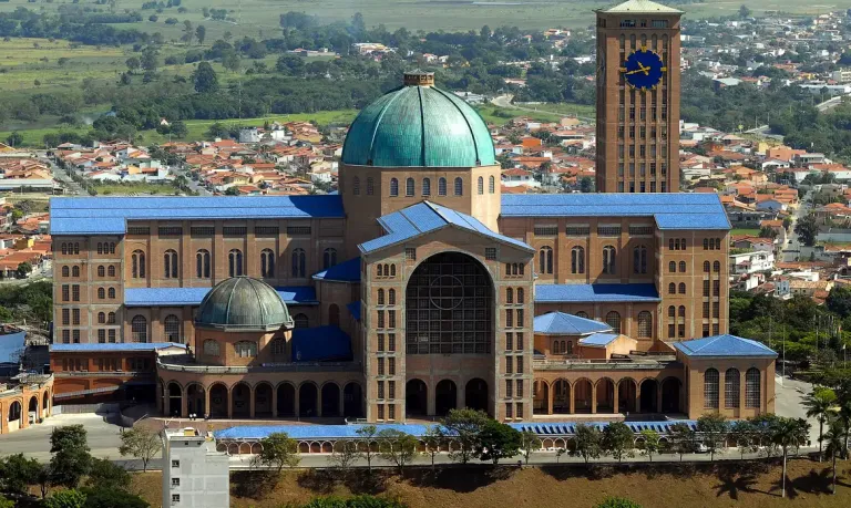 Santuario_nacional_de_aparecida_vac_abr0810211896_0 Valter Campanato/Agência Brasil