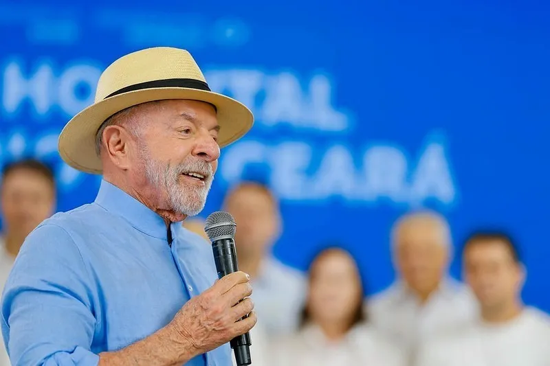 Presidente Lula (PT) tenta reeleição para quarto mandato no governo do Brasil (Foto: Ricardo Stuckert/PR).